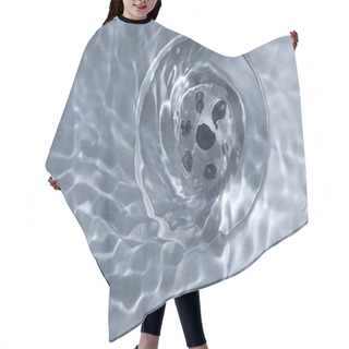 Personality  Drain Of Water Hair Cutting Cape