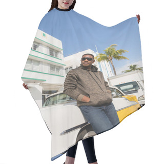Personality  MIAMI, FLORIDA, USA - DECEMBER 15, 2022: African American Man In Sunglasses Standing With Hands In Pockets Near Vintage Car  Hair Cutting Cape