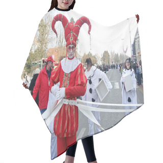 Personality  Carnival In Velika Gorica - Topics Court Jester Costume Hair Cutting Cape