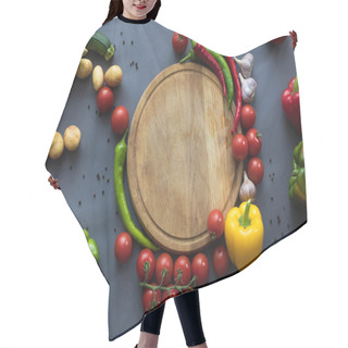 Personality  Fresh Vegetables And Cutting Board Hair Cutting Cape