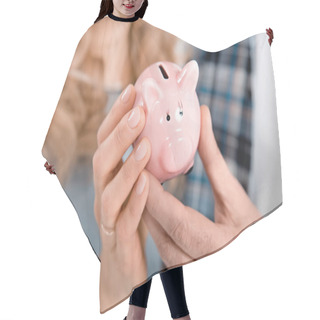 Personality  Couple Holding Piggy Bank Hair Cutting Cape
