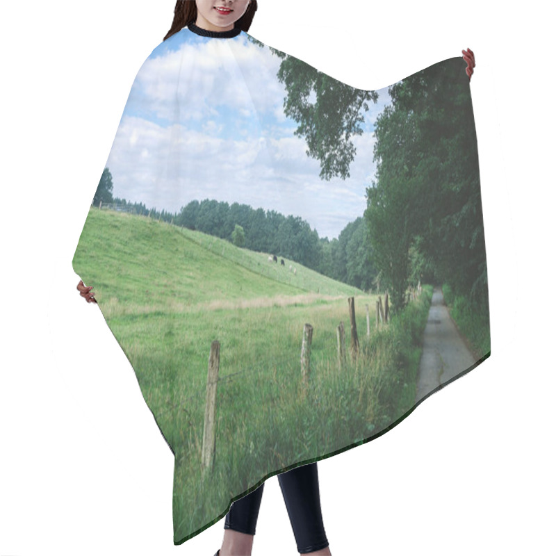 Personality  Meadow Hair Cutting Cape