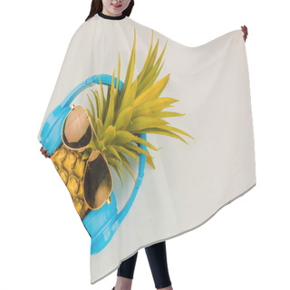 Personality  Fashion Hipster Pineapple On Background, Bright Summer Color, Tr Hair Cutting Cape