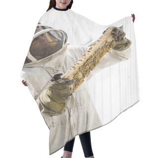 Personality  Beekeeper Inspecting Hive Frame Hair Cutting Cape