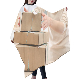 Personality  Woman Gives Parcel In Post Office Hair Cutting Cape