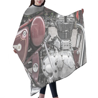 Personality  Reborn Indian Royal Enfield Classic Hair Cutting Cape