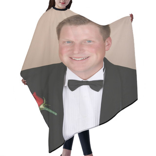 Personality  Groom With Rose Hair Cutting Cape