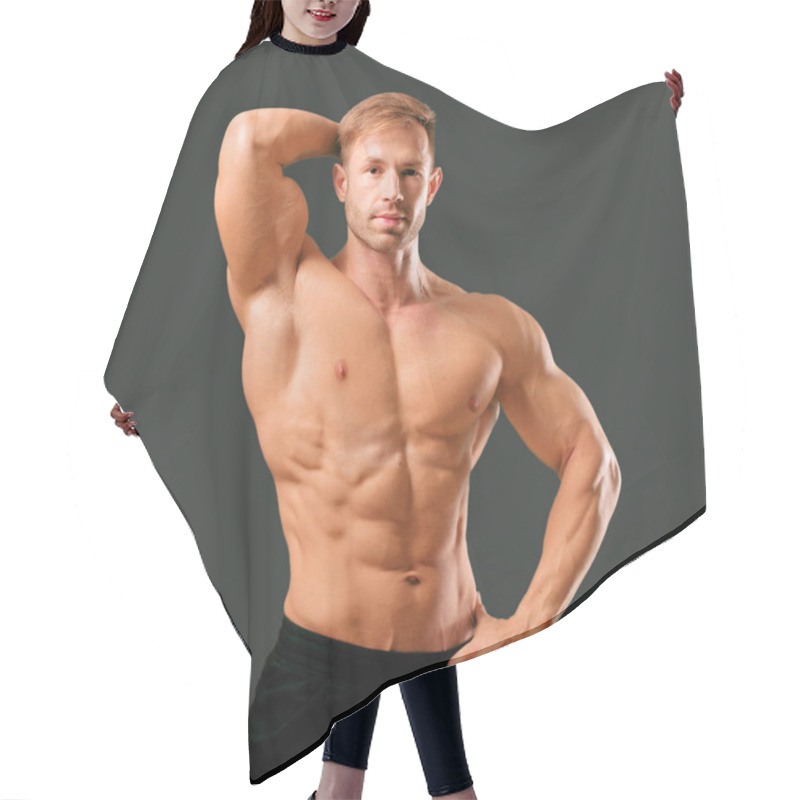 Personality  Young Handsome Bodybuilder Man Posing With Muscular Appearance Hair Cutting Cape