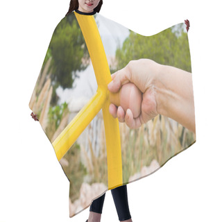 Personality  Exercise Equipment In Public Park Hair Cutting Cape