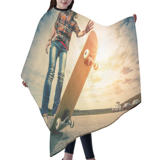 Personality  Young Lady With Skateboard Hair Cutting Cape
