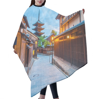 Personality  Japanese Pagoda And Old House Hair Cutting Cape