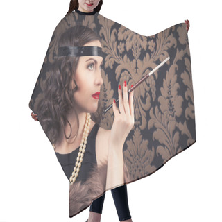 Personality  Retro Woman Holding Mouthpiece Hair Cutting Cape
