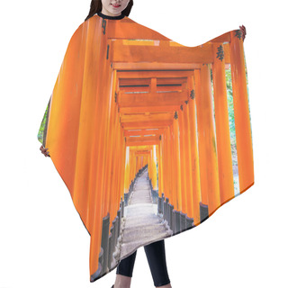 Personality  Red Tori Gate At Fushimi Inari Shrine Temple In Kyoto, Japan Hair Cutting Cape