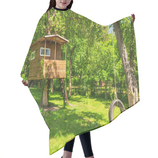 Personality  Tree House In The Garden Hair Cutting Cape