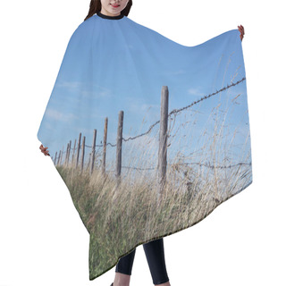 Personality  Fence In The Spring Hair Cutting Cape