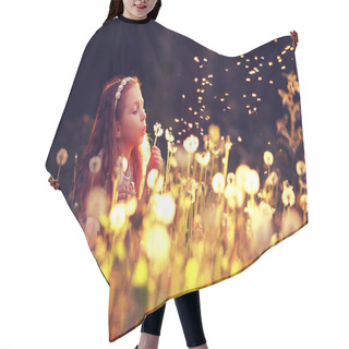 Personality  Little Girl Blowing Dandelion Flower Hair Cutting Cape