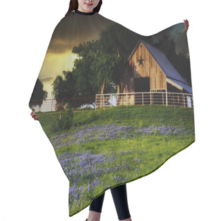 Personality  Barn And Bluebonnets Hair Cutting Cape