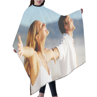 Personality  Stress Free Young Couple Hair Cutting Cape