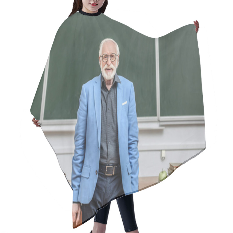 Personality  Smiling Grey Hair Professor Standing In Lecture Room And Looking At Camera Hair Cutting Cape
