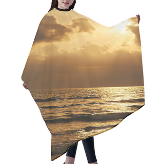 Personality  Golden Susnset Hair Cutting Cape