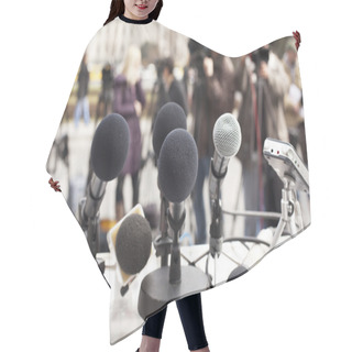 Personality  Press Conference Hair Cutting Cape