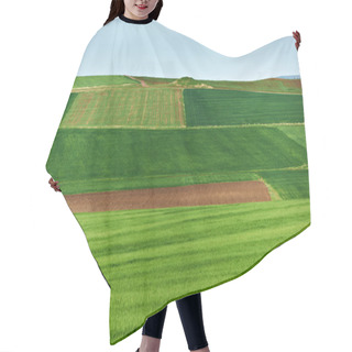 Personality  Cultivated Land In Spring Hair Cutting Cape