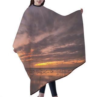 Personality  Wonderful Dusk Time Hair Cutting Cape