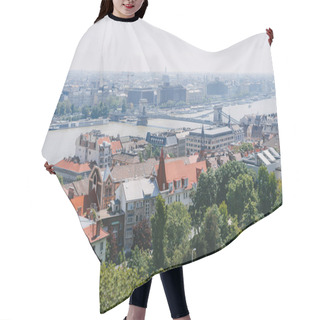 Personality  Hungary Hair Cutting Cape