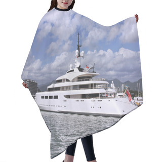 Personality  Yacht With Helicopter Pad Hair Cutting Cape