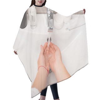Personality  Woman Washing Hands Hair Cutting Cape