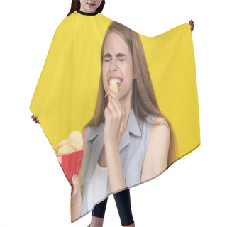 Personality  Young Beautiful Girl Eating Potato Chips On Yellow Background Hair Cutting Cape