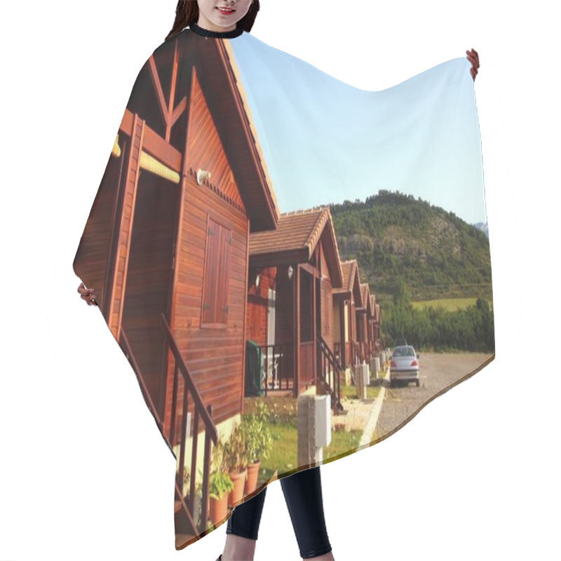 Personality  Wooden Bungalow Row Campign Camp Park Hair Cutting Cape