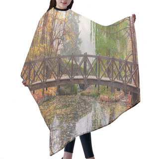 Personality  Autumn - The Old Bridge In The Misty Park In The Morning. Colorful Leaves On Trees, On The Ground And In Water. Hair Cutting Cape