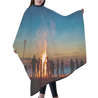 Personality  People Resting Near Big Bonfire Outdoor Hair Cutting Cape