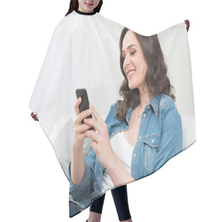 Personality  Smiling Young Woman Holding Cellphone Hair Cutting Cape
