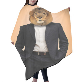 Personality  Man With Lion Head Hair Cutting Cape