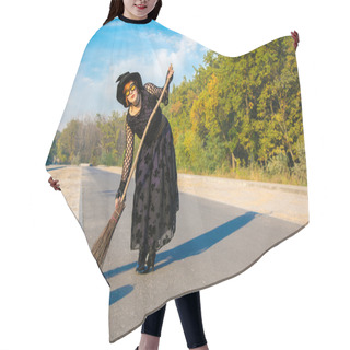 Personality  Halloween Theme Dressed Lady On Paved Road In The Forest Hair Cutting Cape