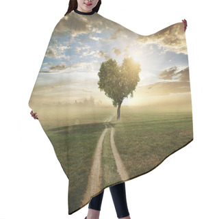 Personality  Love Tree Hair Cutting Cape