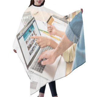Personality  Cropped Shot Of Young Couple With Credit Card Using Laptop With Amazon Website Hair Cutting Cape