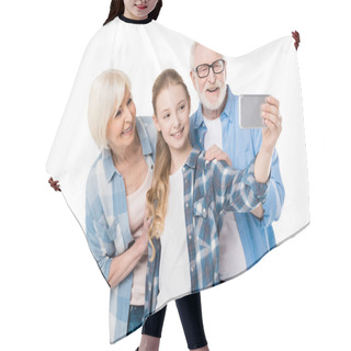 Personality  Family Taking Selfie Hair Cutting Cape
