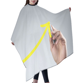 Personality  Drawing Increasing Arrow Hair Cutting Cape