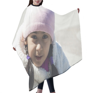 Personality  Sweet Little Girl Outdoors Hair Cutting Cape