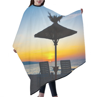 Personality  Chairs And Umbrellas On The Beach Hair Cutting Cape
