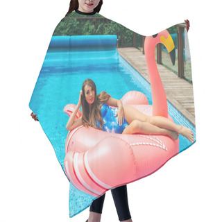 Personality  Woman On A Pink Flamingo Air Mattress Hair Cutting Cape