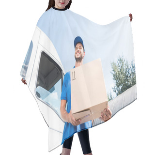 Personality  Delivery Man With Cardboard Box Hair Cutting Cape