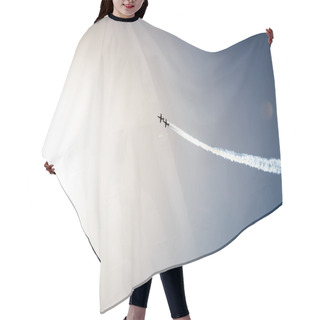 Personality  Avia Show In Blue Sky Hair Cutting Cape