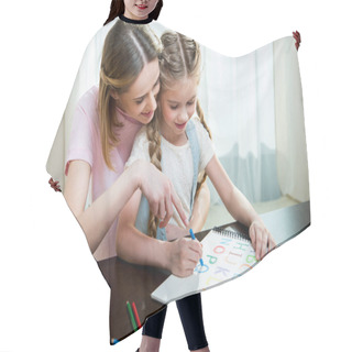 Personality  Mother And Daughter Drawing  Hair Cutting Cape