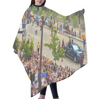 Personality  Cavs Parade - JR Smith Hair Cutting Cape