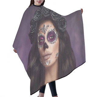 Personality  Portrait Of A Woman With Sugar Skull Makeup Over Purple Background. Halloween Costume And Make-up. Portrait Of Calavera Catrina Hair Cutting Cape