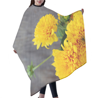 Personality  Bouquet Of Yellow Chrysanthemum Hair Cutting Cape
